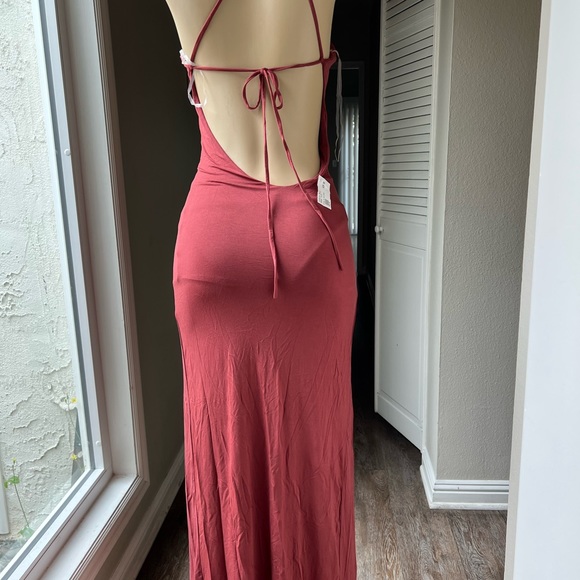 Fashion Nova dress - Picture 2 of 2